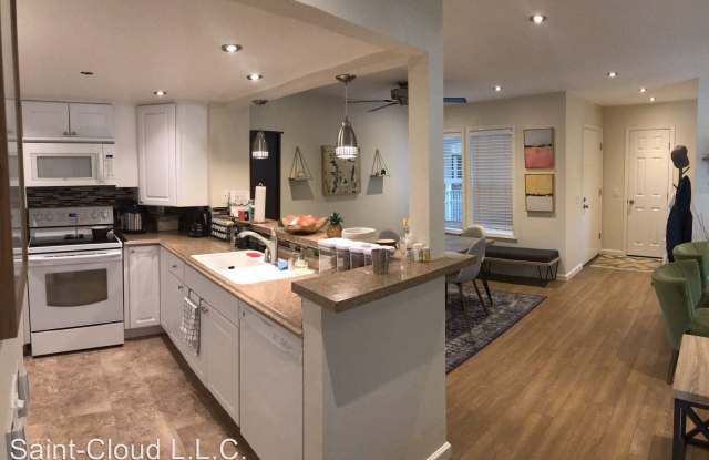 304-G E Chestnut - 304 E Chestnut Ave, Santa Ana, CA 92701