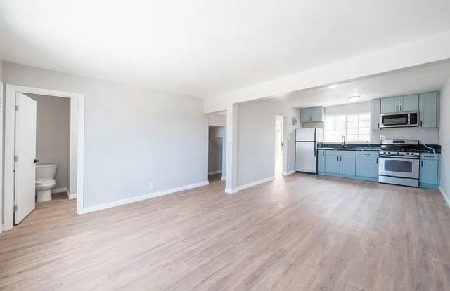 2102 - 2108 Drescher Street Gallery 1