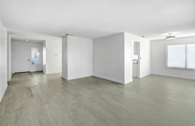 Reduced for a Fast Lease! Welcome to 2279 N. Sycamore Ave., Rialto! Gallery 4