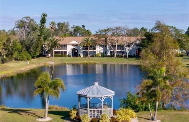 8171 S Woods Circle unit: 8 photos photos