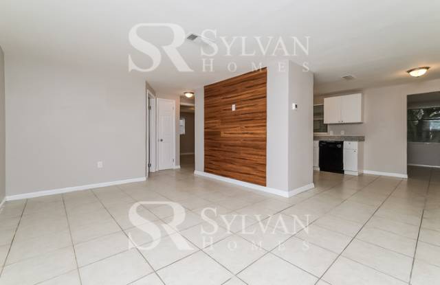 4524 Pirate Place Gallery 2