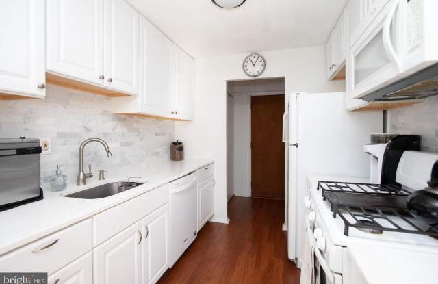 250 RIDGE PIKE - 250 Ridge Pike, Montgomery County, PA 19444