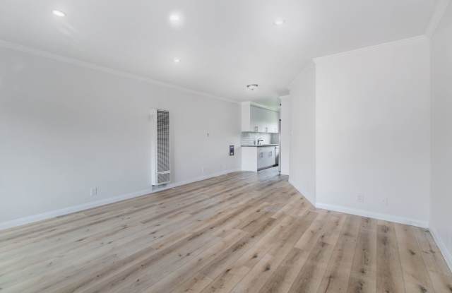 Normandie Avenue photos photos