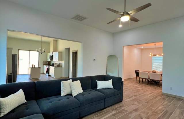 12606 SHAYNA DEANNE Court Gallery 4
