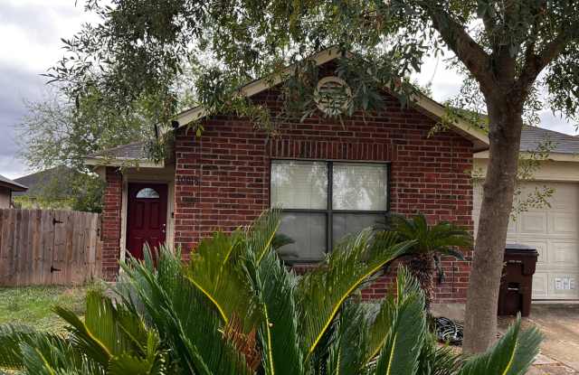 Prime location near new shopping areas! photos photos