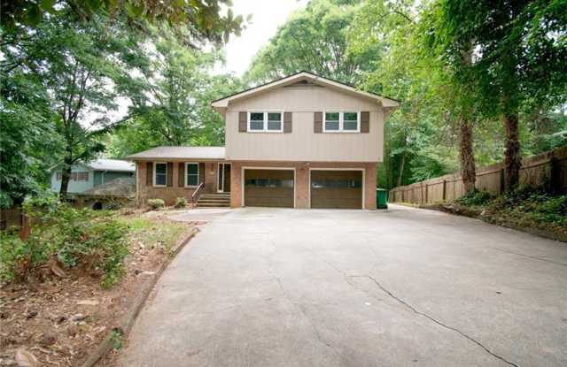 2925 Ridgelock Court - 2925 Ridgelock Court, Dunwoody, GA 30360