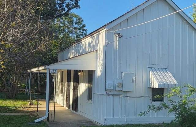 122 LONE STAR BLVD Gallery 1
