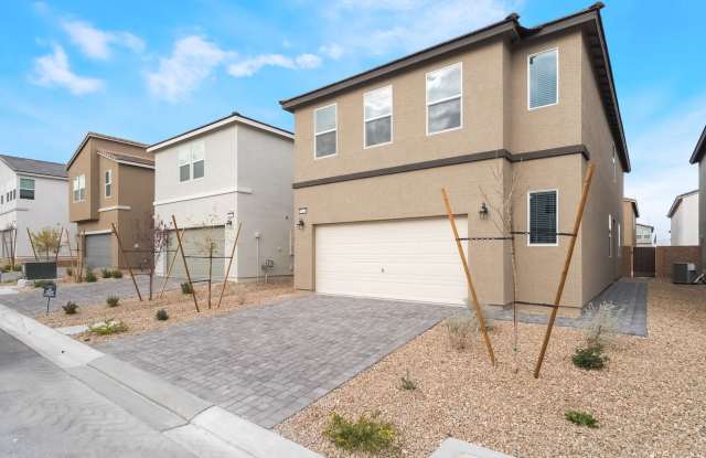 Modern Five-Bedroom Home with Spacious Open Layout and Contemporary Finishes! photos photos