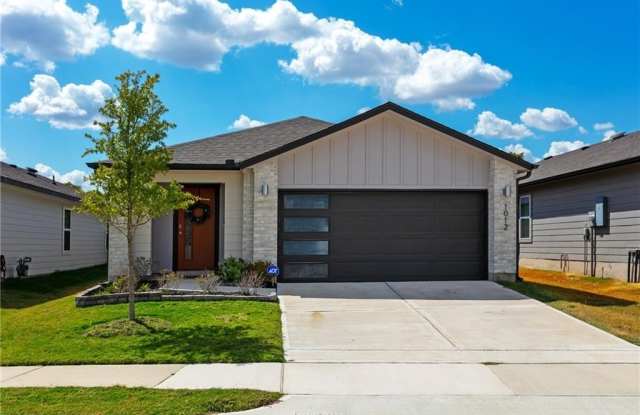 1012 Amistad photos photos