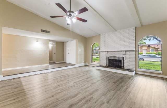 11627 Cotillion Drive Gallery 2