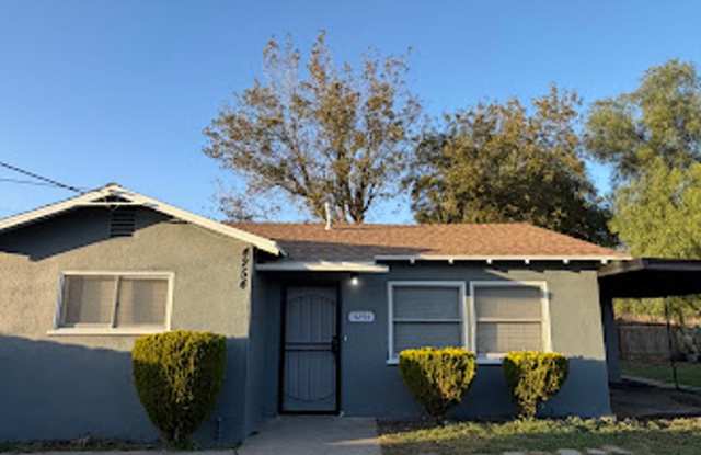 Nice Home For Rent with private yard photos photos