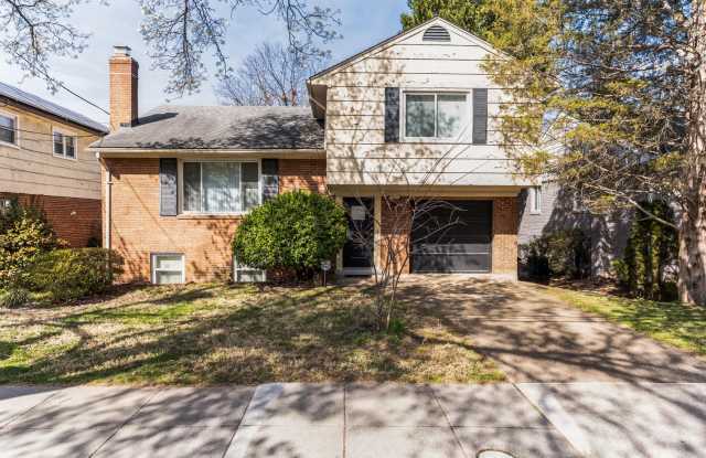 Luxury living in this bright, charming 3bd/2.5bth SF home in North Cleveland Park! - 3521 Yuma Street Northwest, Washington, DC 20008