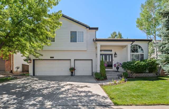 Spacious 5BR House in Highlands Ranch - 2062 Hyacinth Road, Highlands Ranch, CO 80129