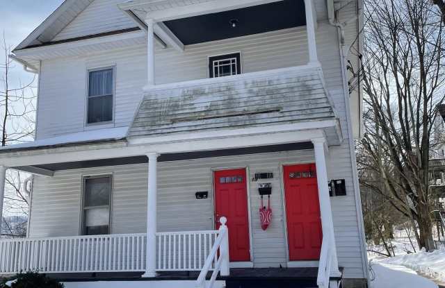 13 Crescent Street unit: 3 photos photos 13 Crescent Street unit: 3 photos photos