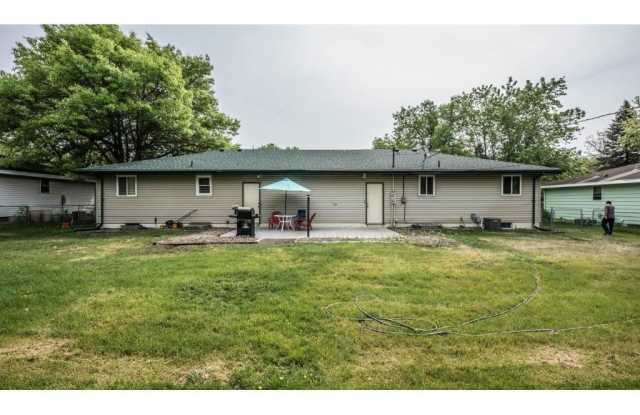3901 9th Ln Gallery 2