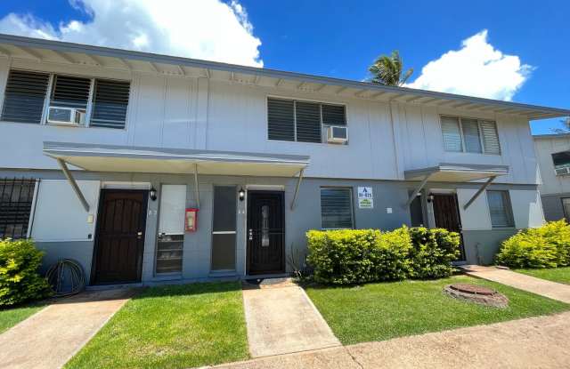SECTION 8 OK! 2 level townhouse 3 Bedroom, 1 Bathroom Unit With 1 Parking Stall Available Now! photos photos