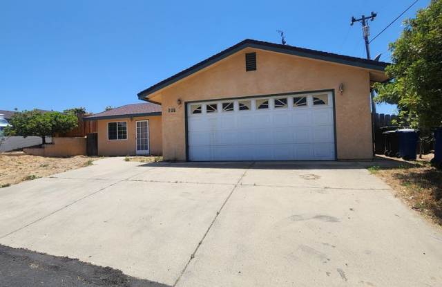 Charming 3 Bedroom Nipomo Home photos photos
