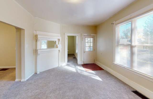 4 Bed 2 Bath Single Family Home for Rent in Butler, PA photos photos