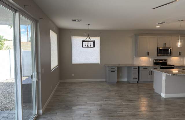 2307 North Shannon Way Gallery 3