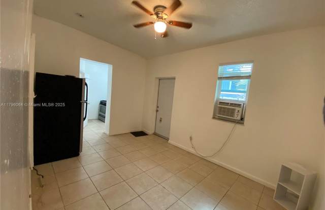 85 NW 46th St photos photos