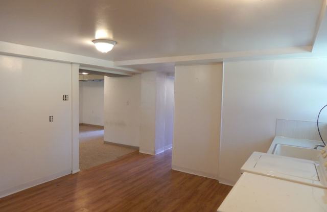 9205 Wallingford AVE N. Gallery 2