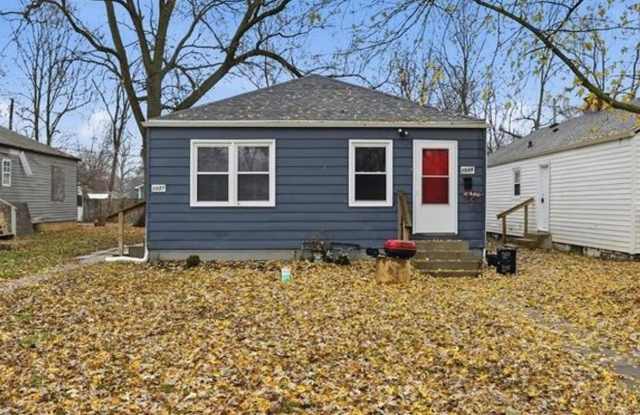 1035 N Centennial photos photos