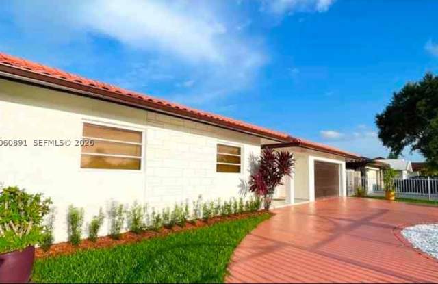 301 SW 136th Ct photos photos 301 SW 136th Ct photos photos