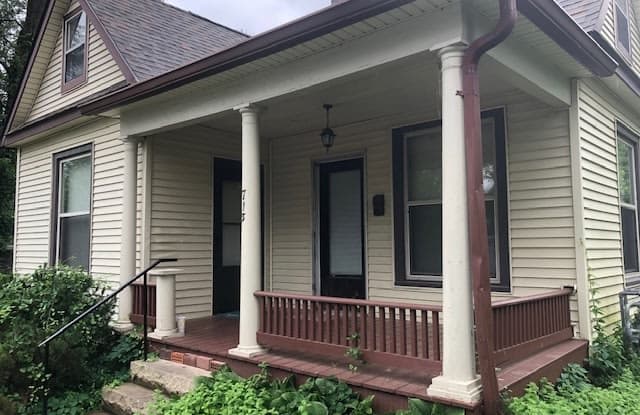 713 N Lincoln Street - 713 N Lincoln St, Bloomington, IN 47408