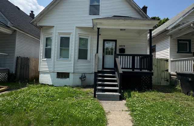 4 bedroom newly renovated home, Near Downtown Detroit photos photos