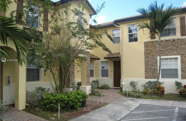 3370 NE 13 DR - 3370 NE 13 Ave, Pompano Beach, FL 33064