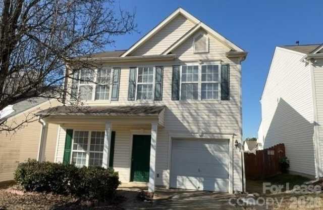 1318 Nadies Court photos photos