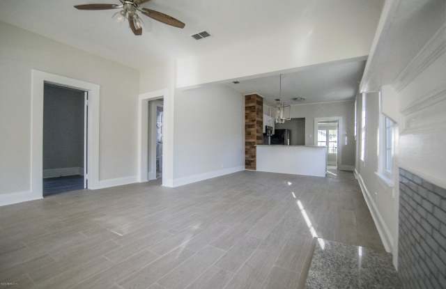 693 BRIDAL AVE Gallery 4