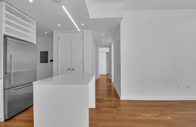 430 Albee Square Gallery 4
