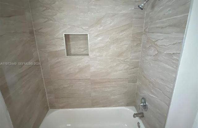 2800 NW 14th St photos photos