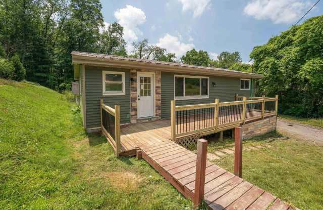 2334 School House Road Gallery 1