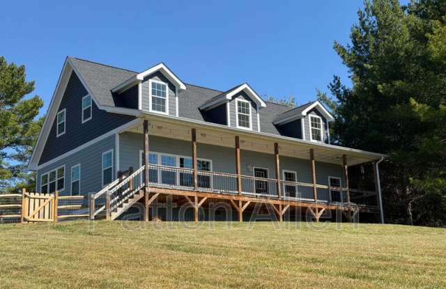 573 Highland Creek Drive Gallery 1