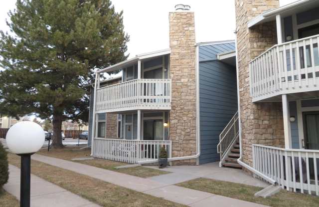 8335 Fairmount Dr Unit 8-205 Gallery 2