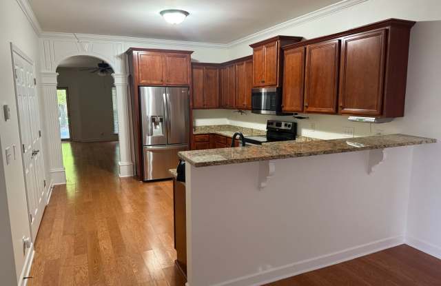 Beautiful 4 Bedroom Home Gallery 4