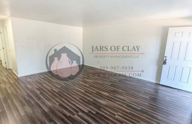 1/2 Off First Full Month's Rent | 2 Bed/1 Bath in Keizer | Ground Floor | W/D Hookups Gallery 4