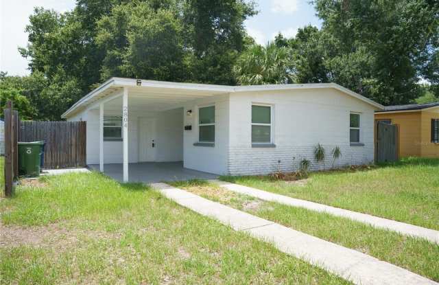 2804 N 33RD Street Gallery 2