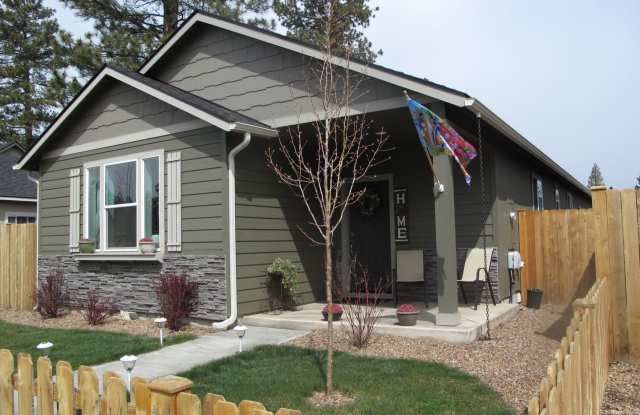 Single Level Home near Downtown Sisters photos photos