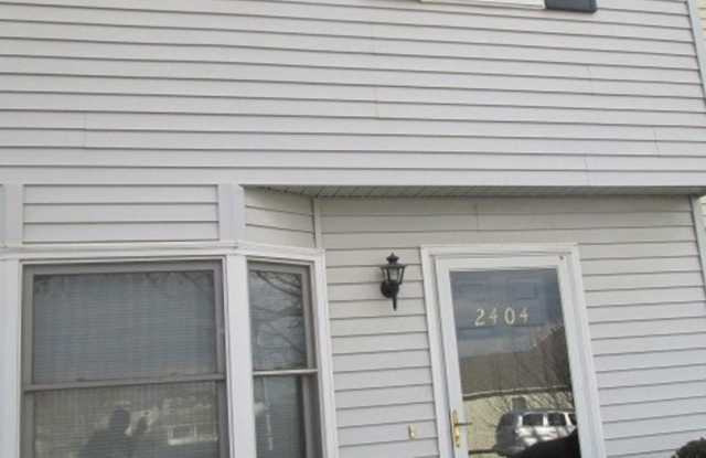 3 Bedroom 2.5 Half Bath Townhouse photos photos