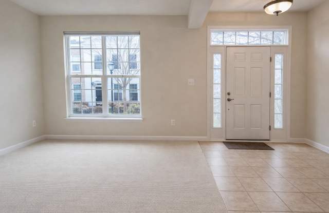 2144 Little Sorrel Way Gallery 4