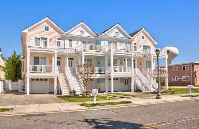 215 N Washington Ave photos photos