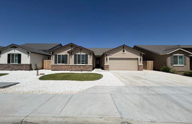 Beautiful Home for rent in Tulare! photos photos