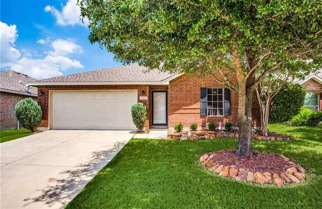 12801 Feathering Drive - 12801 Feathering Drive, Hackberry, TX 75036