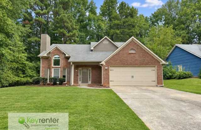 Main Level Living in Jones Bridge Place Community Gallery 1