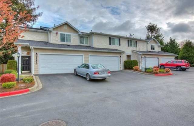 Contemporary Town home in Renton photos photos Contemporary Town home in Renton photos photos