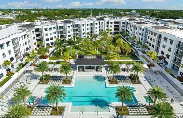 1111 Central Avenue - 1111 Central Avenue, Naples, FL 34102