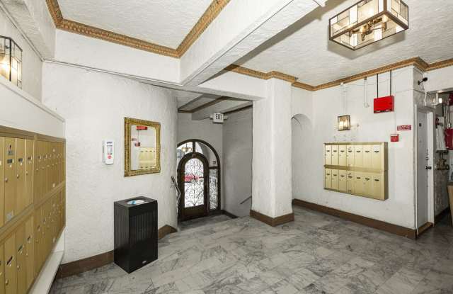 665 Pine Street Gallery 3